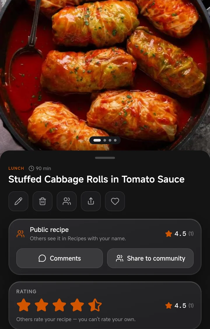 A public recipe in Flawless: stuffed cabbage rolls with a 4.5-star rating, comments and sharing to the community
